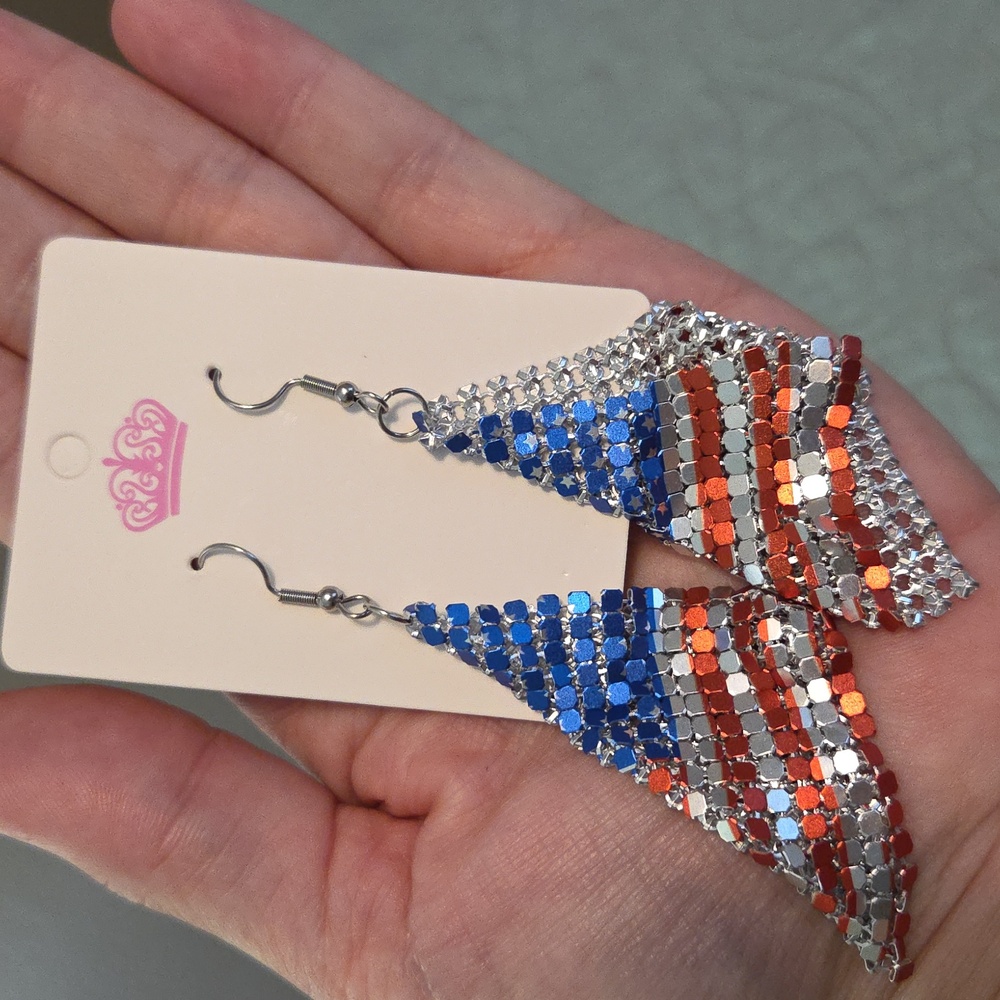 **LAST CALL DONATE 4/19** (2) NIP RED SILVER and BLUE FLAG DANGLE EARRINGS